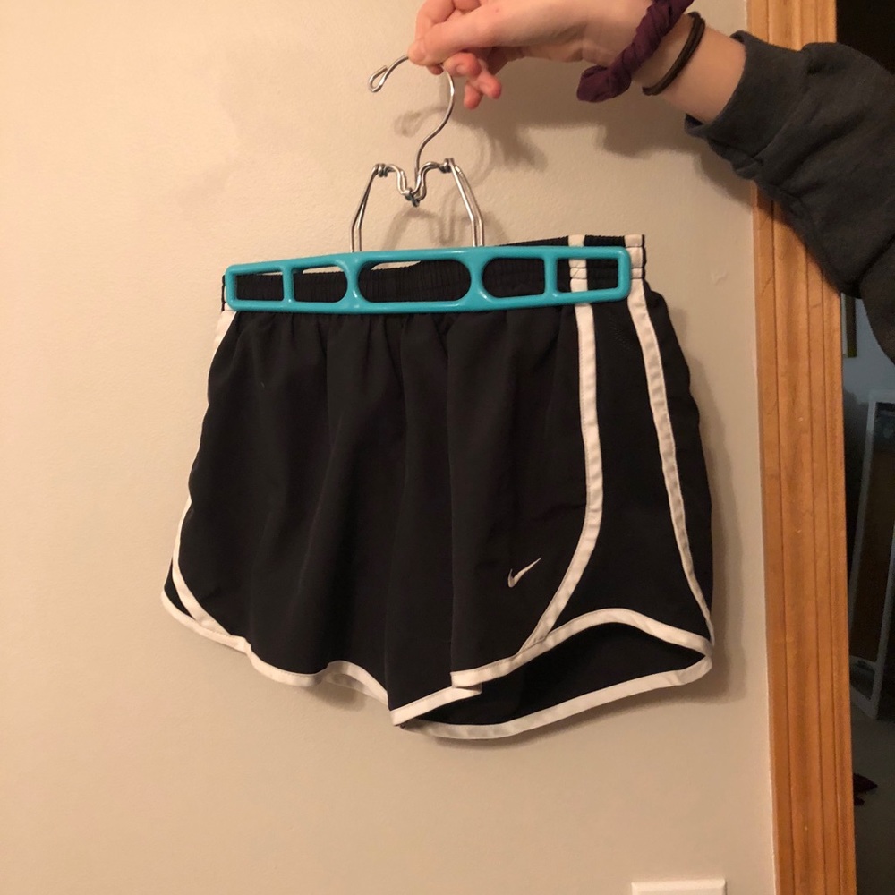 ❗️SALE❗️NIKE DRI-FIT TEMPO GIRLS SHORTS